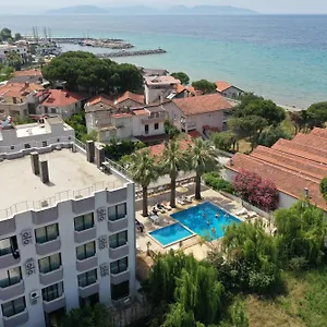 Kınalıkaya Beach Kuşadası